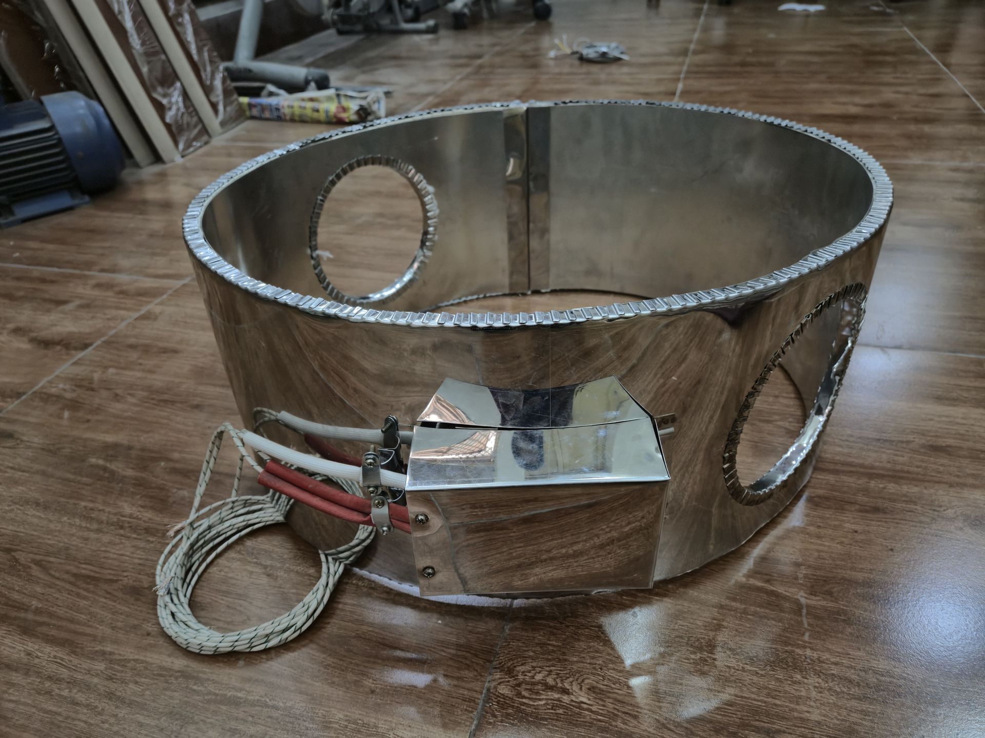 Ceramic Band Heaters thumbnail 2